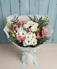 Букет цветов из:  Розы, Лизиантусы и Хризантемы в Кутулике