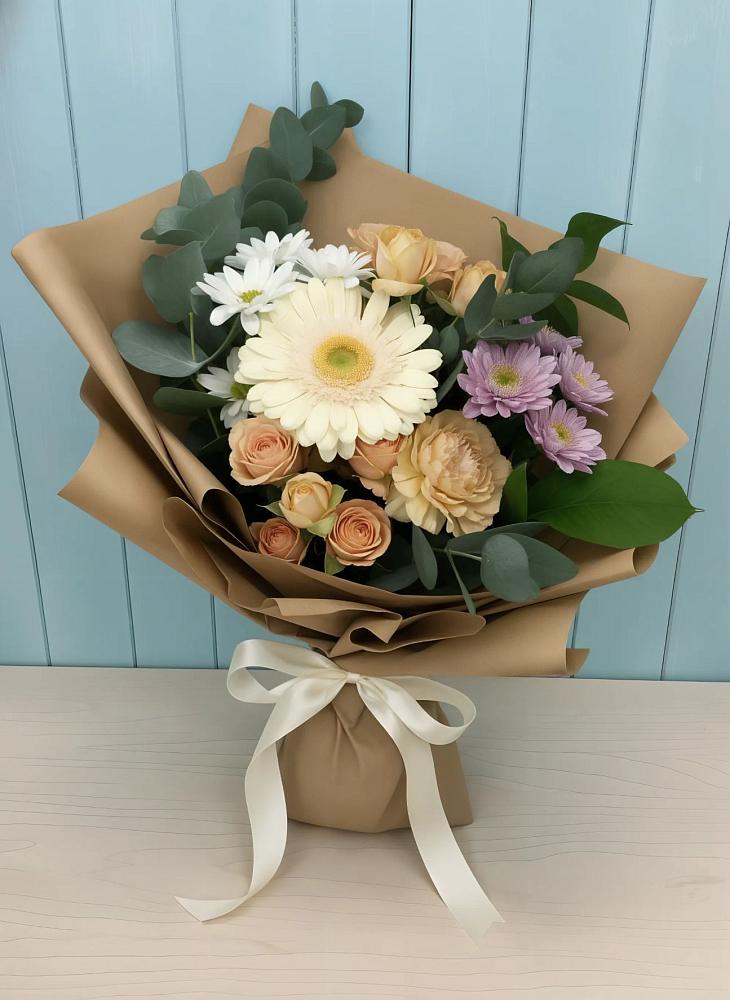 Букет цветов из: Герберы и Хризантемы в Кутулике