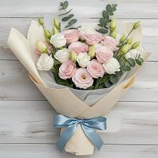 Букет цветов из:  Лизиантусы в Кутулике