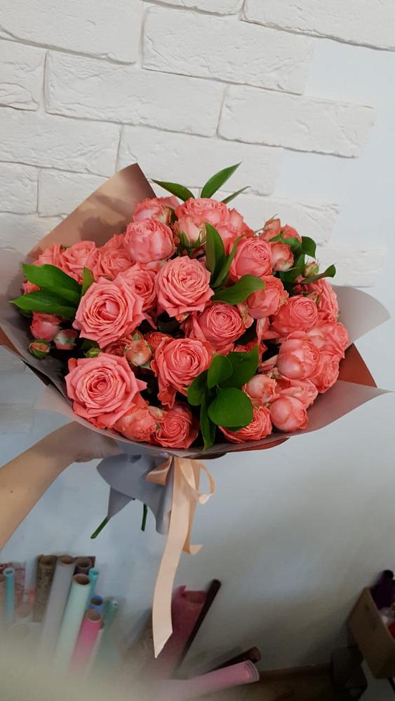 Букет цветов из: Розы в Кутулике