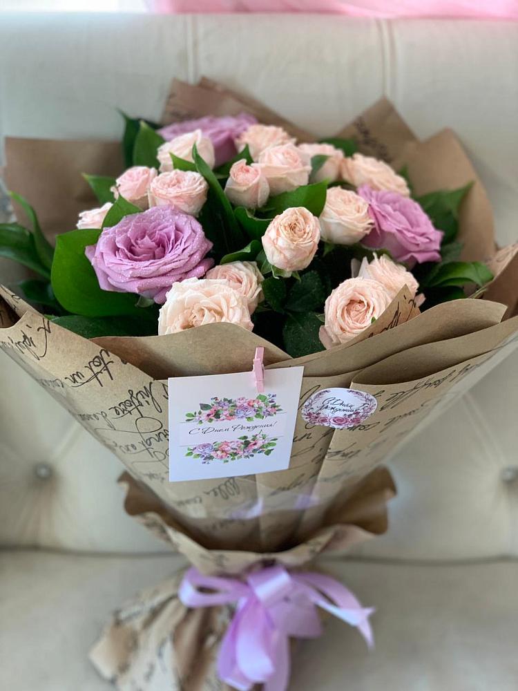 Букет цветов из: Розы в Кутулике