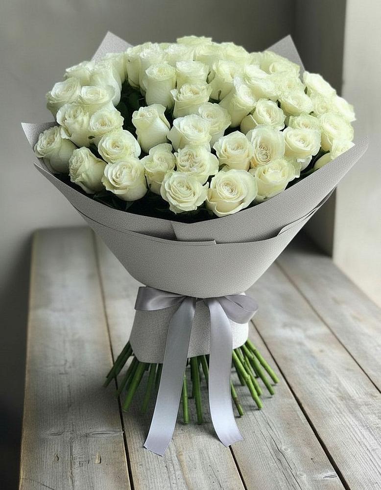 Букет 35 Белых роз в Кутулике
