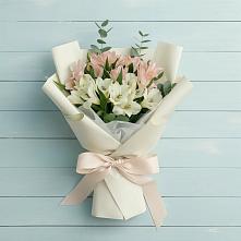 Букет цветов из:  Альстромерии в Кутулике