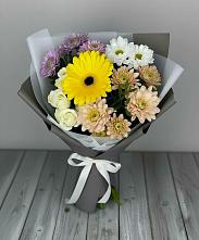 Букет цветов из:  Розы, Герберы и Хризантемы в Кутулике