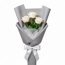 Букет 3 белые розы в Кутулике