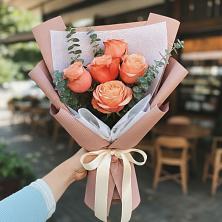 Букет цветов из:  Розы в Кутулике