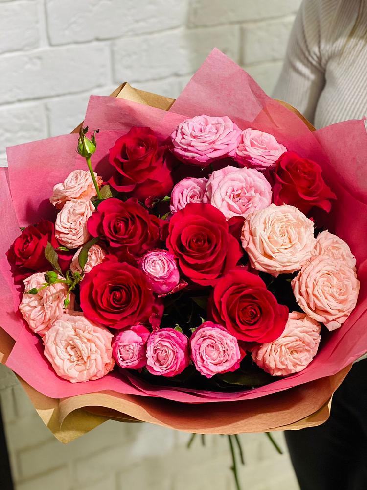 Букет цветов из: Розы в Кутулике