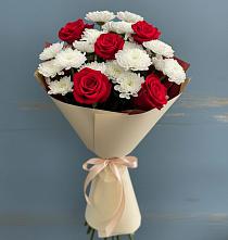 Букет цветов из:  Розы и Хризантемы в Кутулике