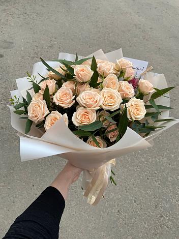 Букет Кремовые розы Латте в Кутулике