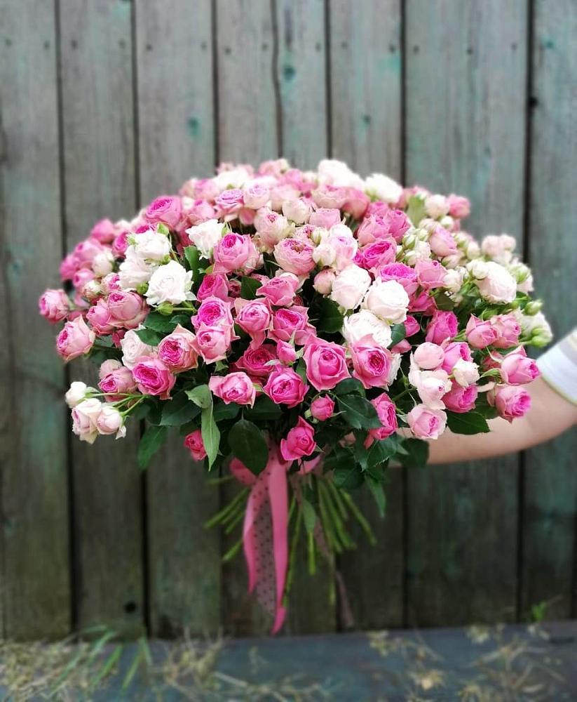 Букет Розовые кустовые розы Натали и Лав Лидия в Кутулике