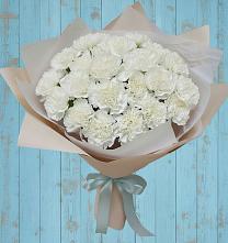 Букет цветов из:  Гвоздики в Кутулике